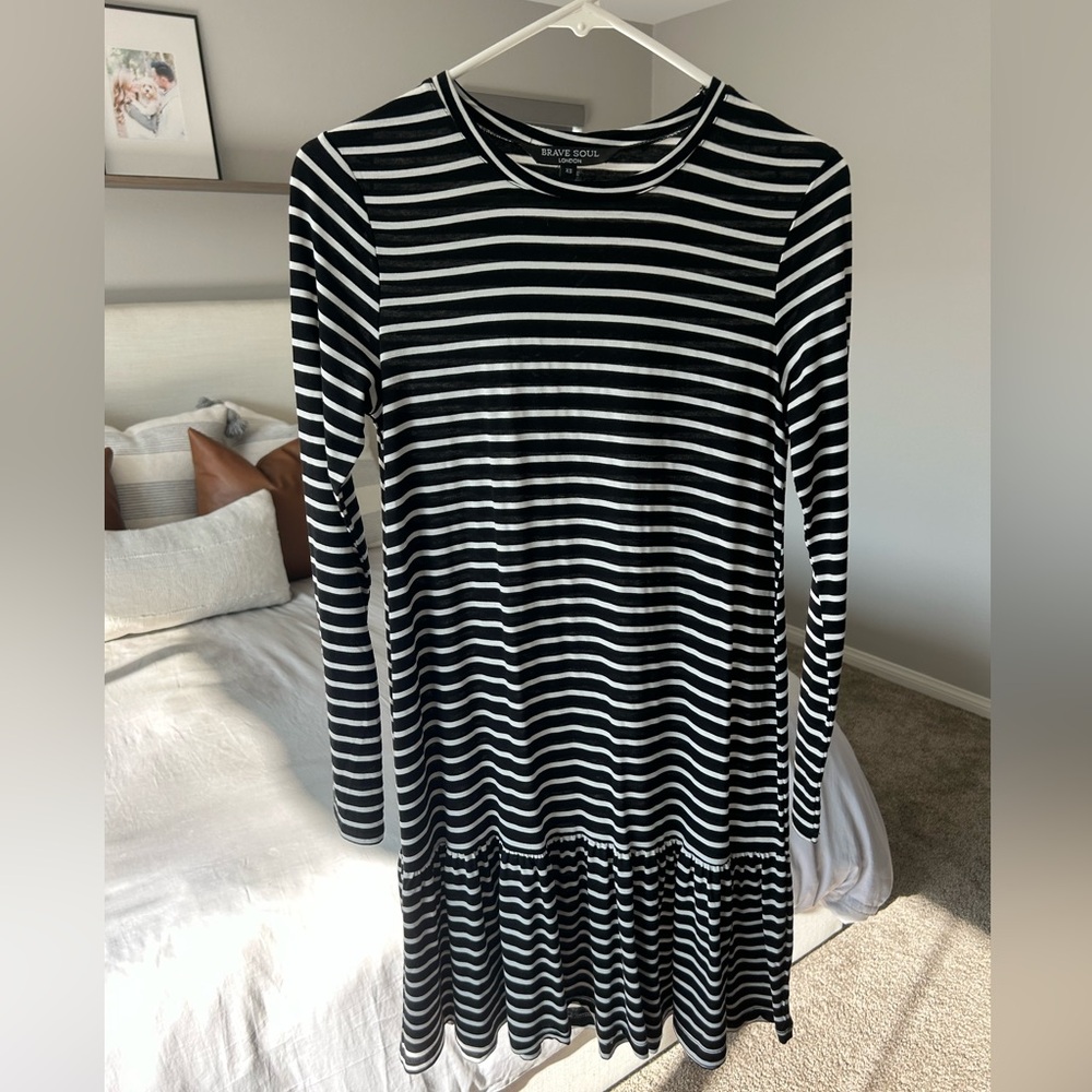 Black and White Striped Long Sleeve Dress